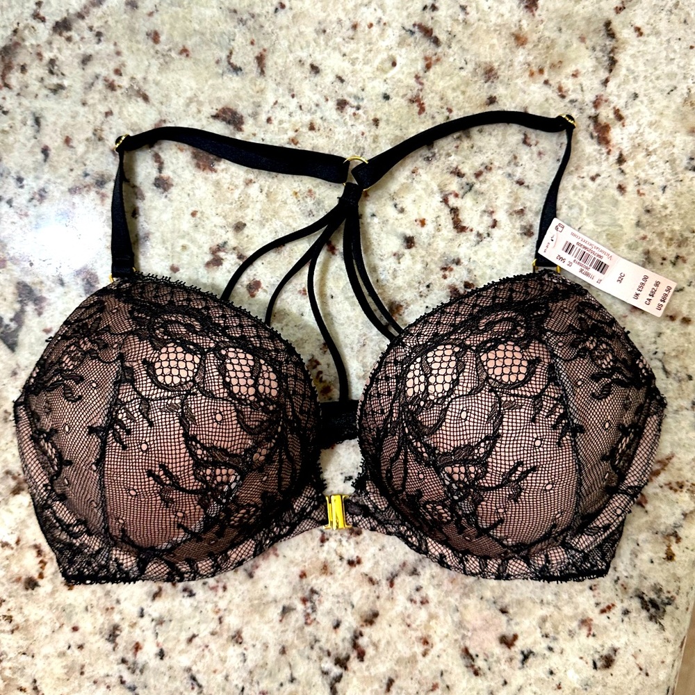 Victoria’s Secret Bombshell Add 2 Cups Push-up Bra